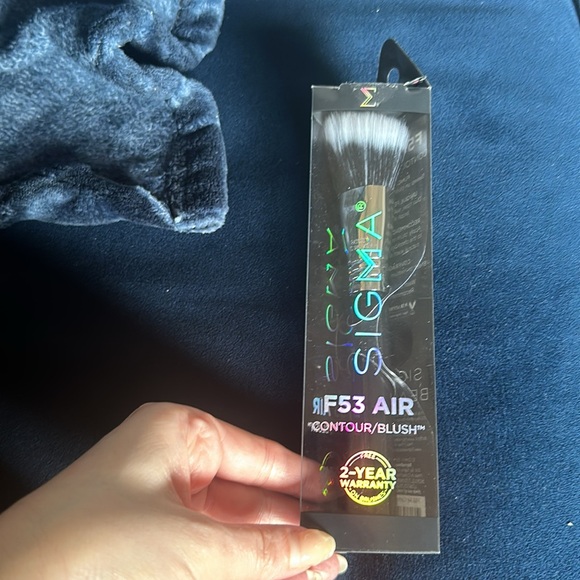 Sigma Beauty F53 AIR CONTOUR/BLUSH™ BRUSH - Picture 7 of 7